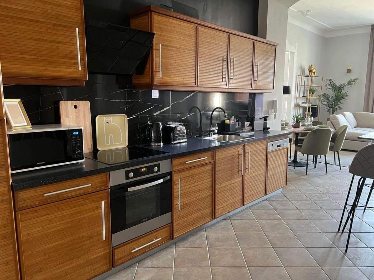 Orangehomes Panthera Luxury Apartment Budapeste Exterior foto