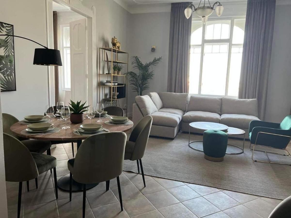Orangehomes Panthera Luxury Apartment Budapeste Exterior foto